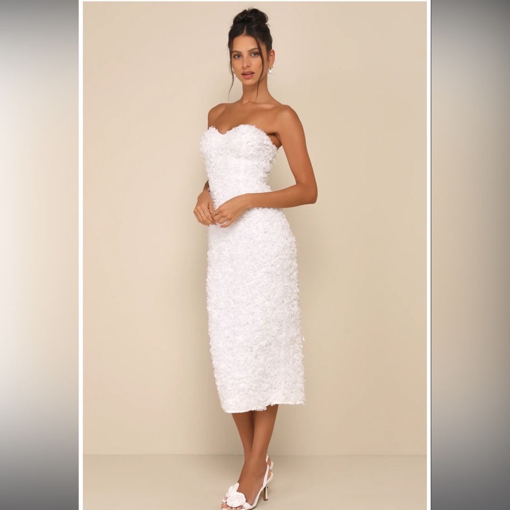 Gorgeous Mentality White 3D Floral Strapless Midi Dress